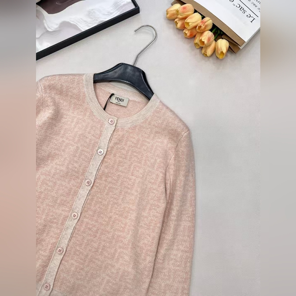 Fendi Pink FF Logo Crew Neck Knit Cardigan - Picture 5 of 11
